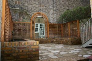 Landscaper in Ealing