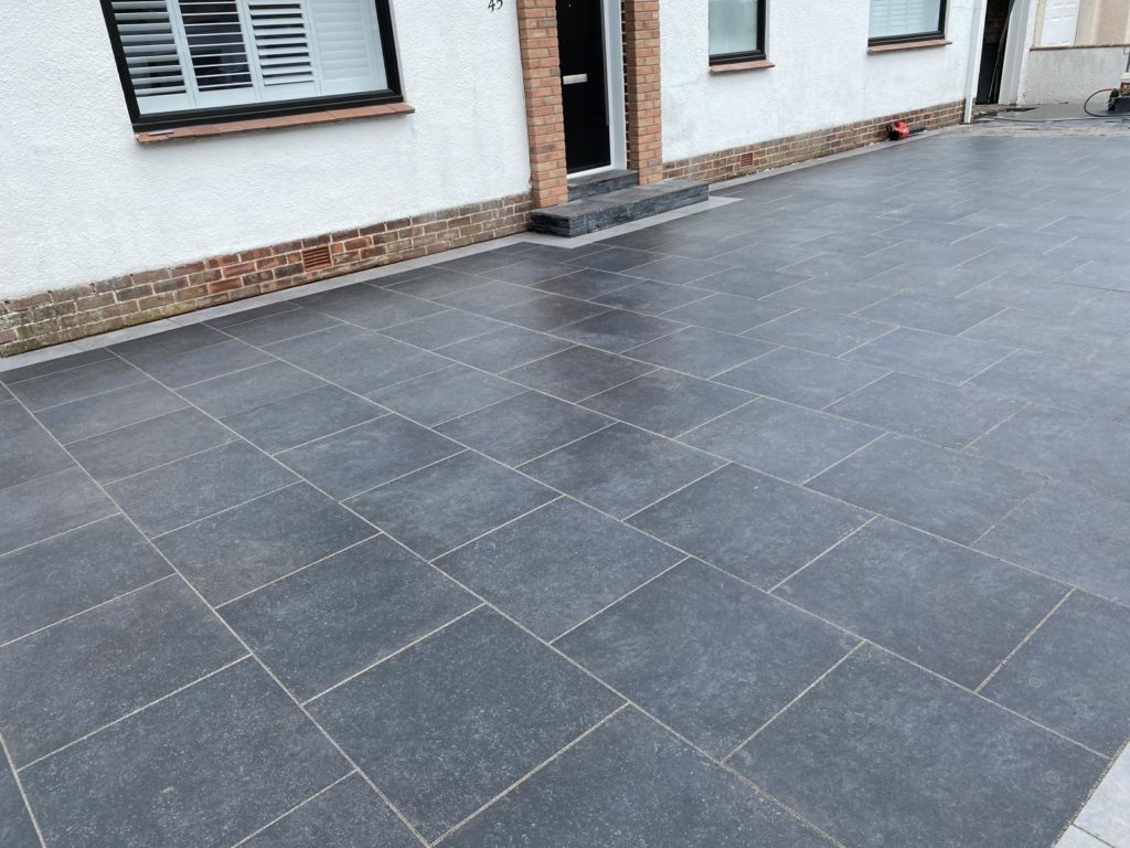 Landscaper in South Ayrshire