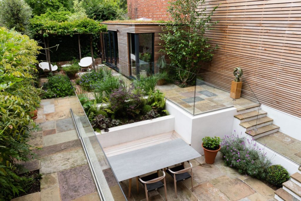 Landscaper in Kingston upon Thames