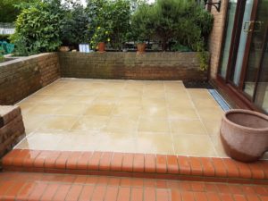 Landscaper in Runnymede