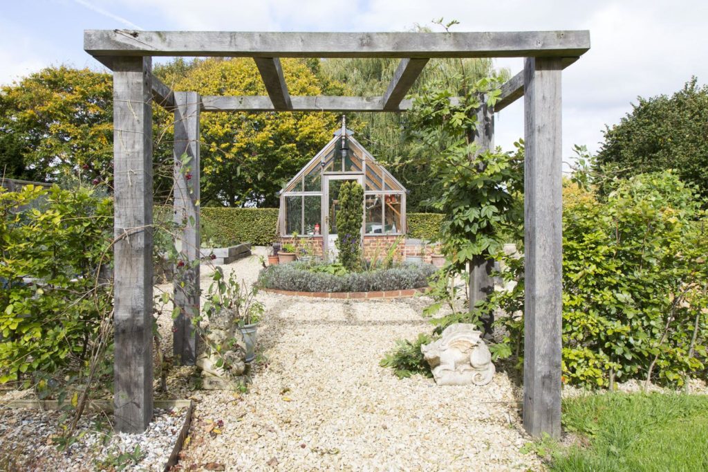 Landscaper in West Oxfordshire