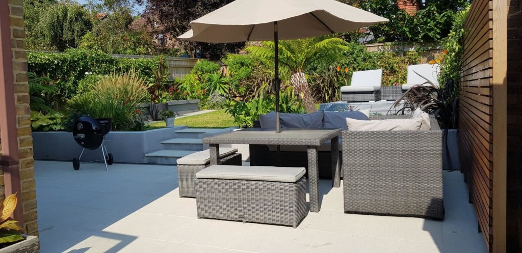 Landscaper in Woking