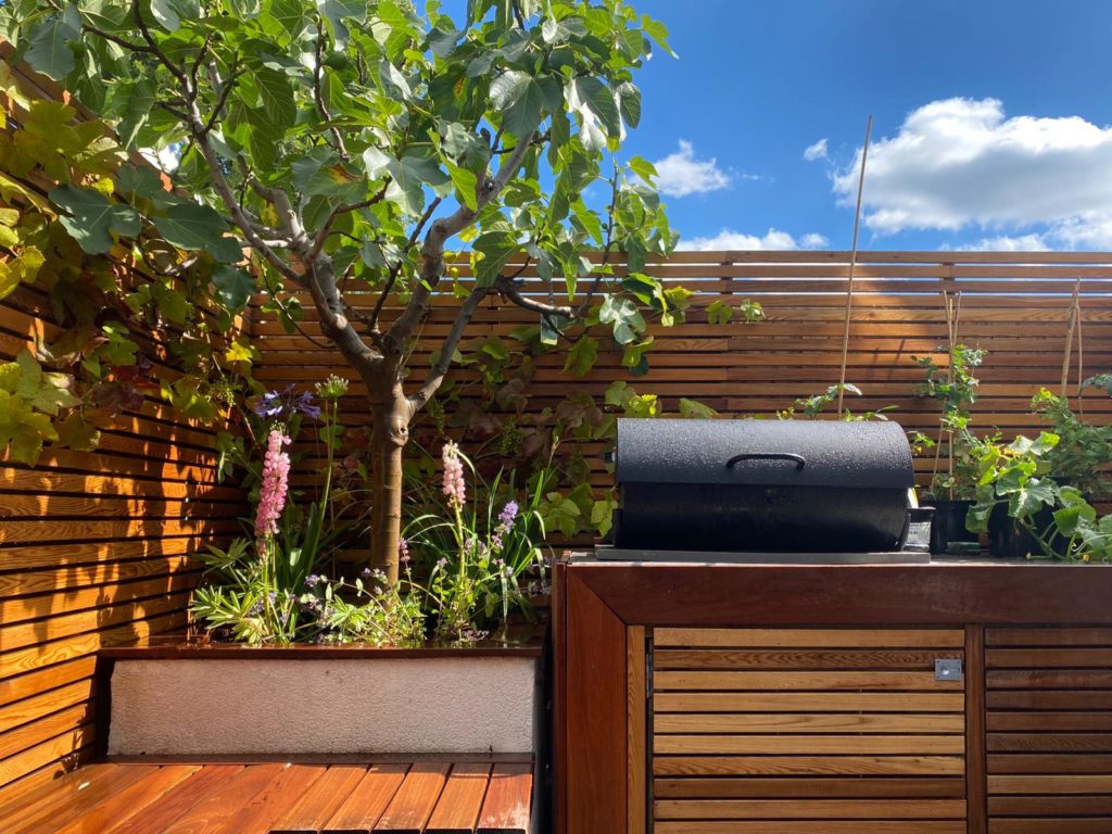 Landscaper in Elmbridge